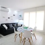 Sun La Palmera, Climatizado Y Cerca De La Playa 아파트 살루