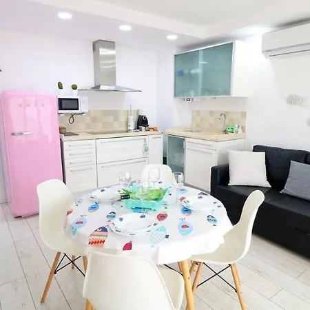 Apartment Sun La Palmera, Climatizado Y Cerca De La Playa